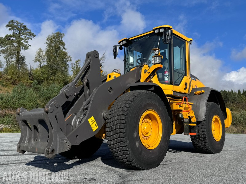 2018 Volvo L90H Hjullaster - Sentralsmøring - Hydraulisk redskapslås - Tilleggshydraulikk - Sertifisert - 휠 로더 : 사진 1 2018 Volvo L90H Hjullaster - Sentralsmøring - Hydraulisk redskapslås - Tilleggshydraulikk - Sertifisert - 휠 로더 : 사진 1