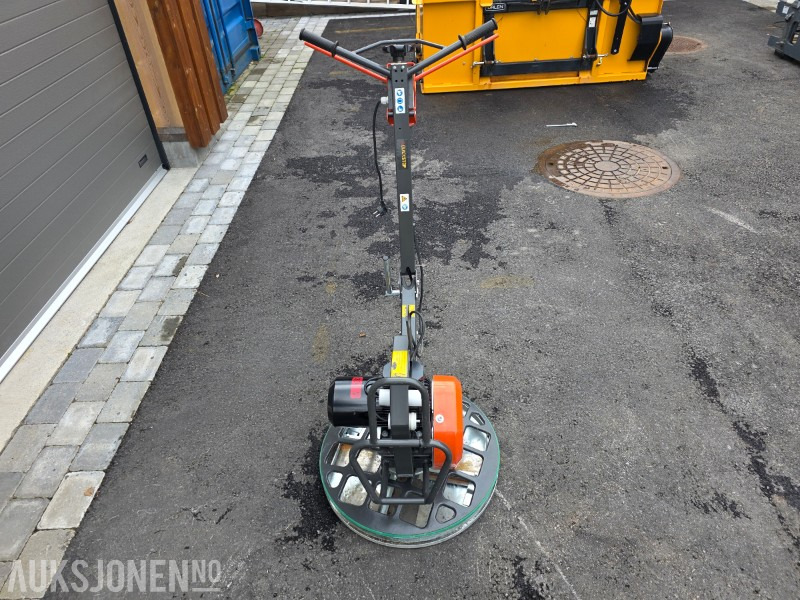 2021 Husqvarna BG245 helikopter/glattemaskin - 220 V - 1,5kW - 롤러 : 사진 3 2021 Husqvarna BG245 helikopter/glattemaskin - 220 V - 1,5kW - 롤러 : 사진 3