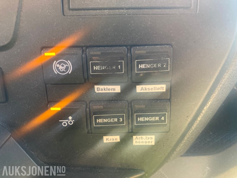 후크 리프트 트럭 2021 MAN TGX krokbil med dumperkasse og kranflak. 8X4 EURO 6 : 사진 19 후크 리프트 트럭 2021 MAN TGX krokbil med dumperkasse og kranflak. 8X4 EURO 6 : 사진 19