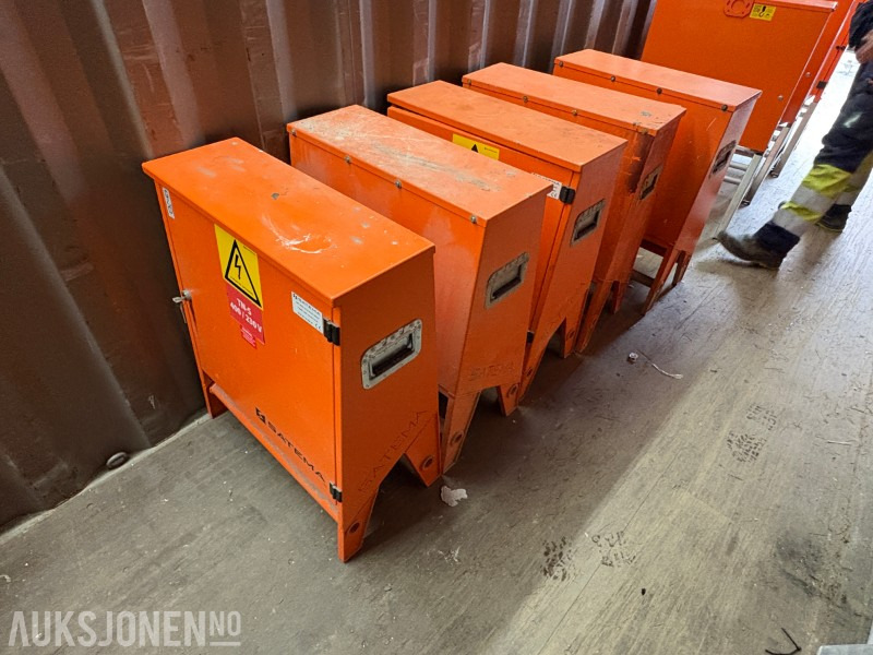 2022 Byggestrømskap Satema 63A 400/230V - 3 stk - 건설장비 : 사진 1 2022 Byggestrømskap Satema 63A 400/230V - 3 stk - 건설장비 : 사진 1