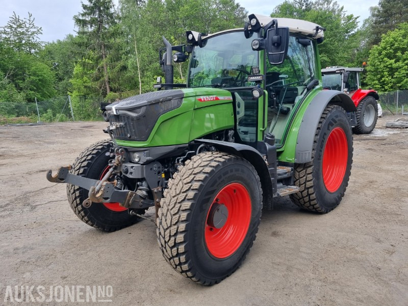 2022 Fendt 211 Vario traktor 1 eier 1834 timer - 장궤형 트랙터 : 사진 1 2022 Fendt 211 Vario traktor 1 eier 1834 timer - 장궤형 트랙터 : 사진 1