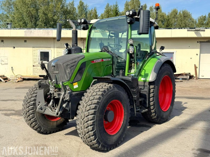2022 Fendt 314 Vario DP 152 hk | serviceavtale | trinnløs girkasse | 12" FendtONE terminal | forakselfjæring | luftbrems - 장궤형 트랙터 : 사진 1 2022 Fendt 314 Vario DP 152 hk | serviceavtale | trinnløs girkasse | 12" FendtONE terminal | forakselfjæring | luftbrems - 장궤형 트랙터 : 사진 1