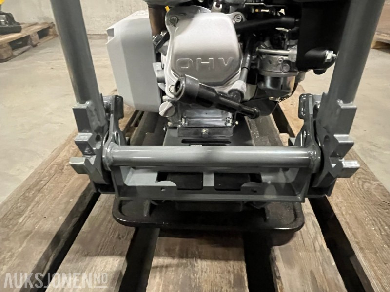 2023 Wacker Neuson Vibroplate BPS1340Aw 75kg - 건설장비 : 사진 4 2023 Wacker Neuson Vibroplate BPS1340Aw 75kg - 건설장비 : 사진 4