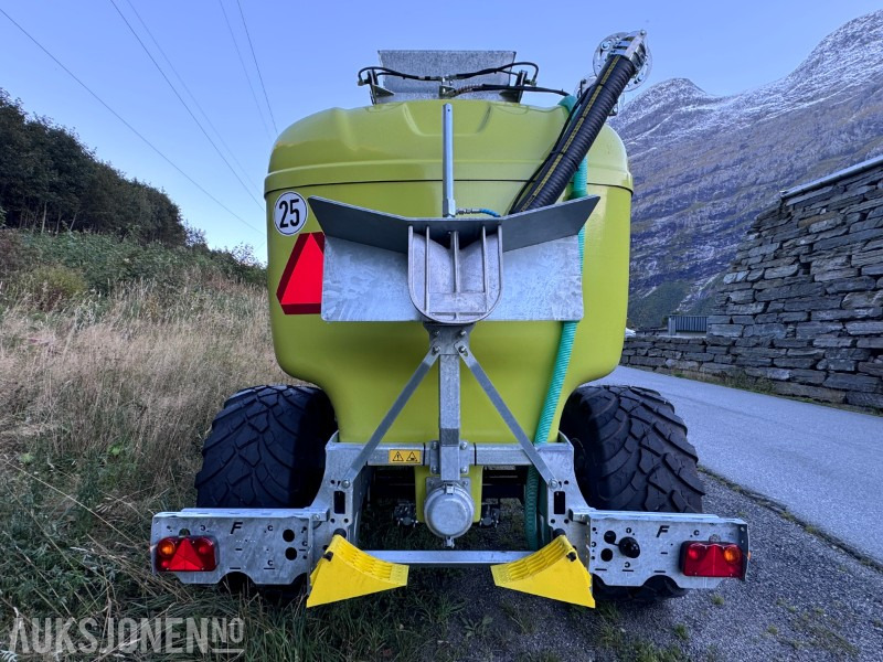 2024 Fliegl Polyline HFW 9000 Gjødselvogn - NY / Ubrukt - 9,5 m3 - Glassfibertank - 농업용 기계 : 사진 2 2024 Fliegl Polyline HFW 9000 Gjødselvogn - NY / Ubrukt - 9,5 m3 - Glassfibertank - 농업용 기계 : 사진 2