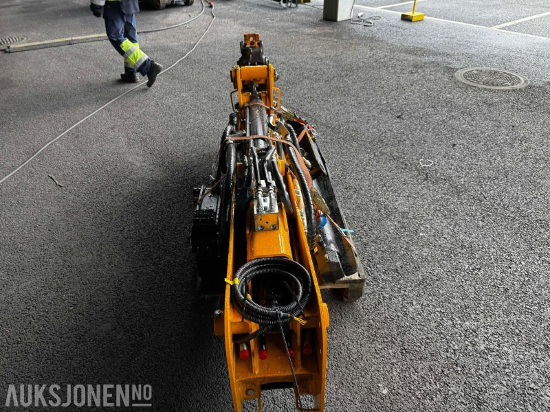 2024 JCB 4CX PRO Gravestikke / gravearm - 부착물 건설기계 용 : 사진 3 2024 JCB 4CX PRO Gravestikke / gravearm - 부착물 건설기계 용 : 사진 3