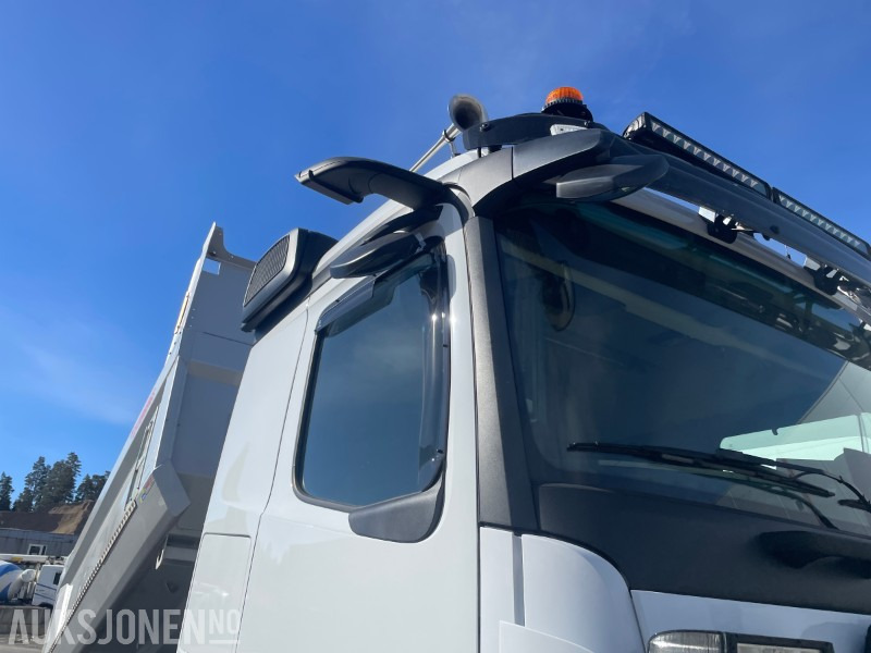 2024 Mercedes-Benz Arocs 1842 4x4 Kombibil m/brøyteopplegg – Kun 13 000 km - Som NY! - 덤프트럭 : 사진 5 2024 Mercedes-Benz Arocs 1842 4x4 Kombibil m/brøyteopplegg – Kun 13 000 km - Som NY! - 덤프트럭 : 사진 5