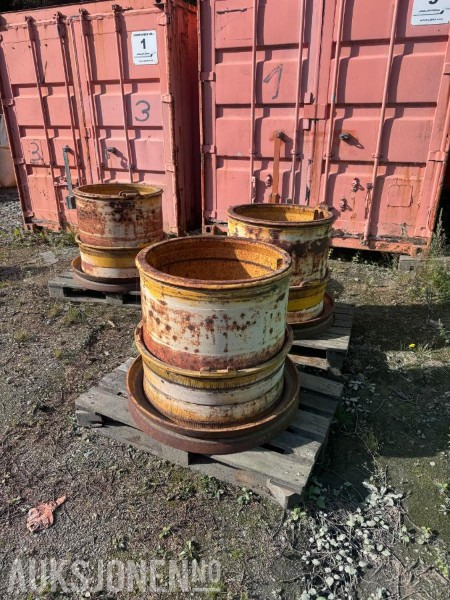 3 stk brede felger til Volvo A40 FFS (til 875/65-R29 dekk) - 건설장비 : 사진 1 3 stk brede felger til Volvo A40 FFS (til 875/65-R29 dekk) - 건설장비 : 사진 1