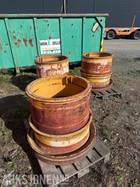 3 stk brede felger til Volvo A40 FFS (til 875/65-R29 dekk) - 건설장비 : 사진 2 3 stk brede felger til Volvo A40 FFS (til 875/65-R29 dekk) - 건설장비 : 사진 2