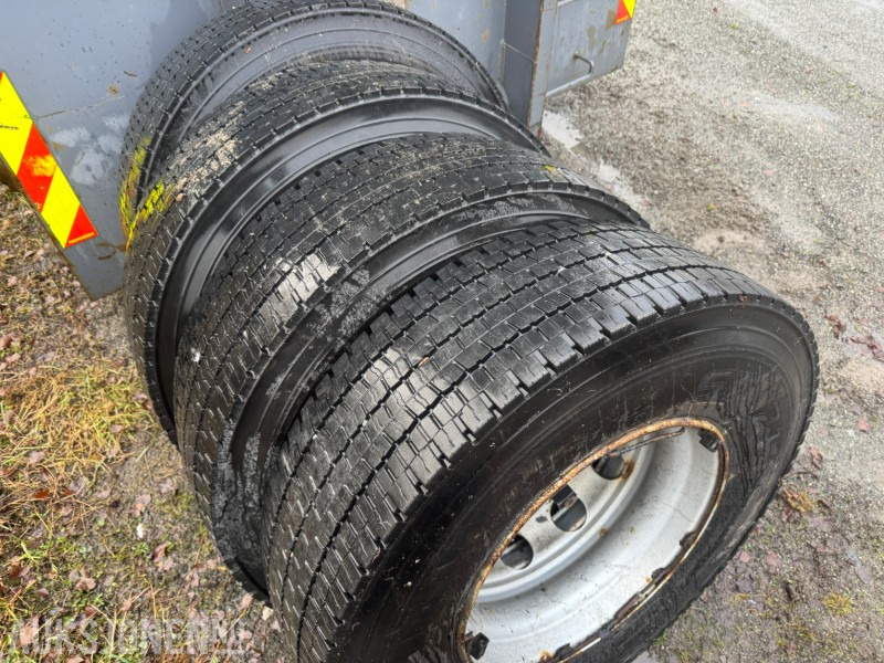 4 stk lastebilhjul 315 80R22,5 3PMSF merket og 8 stk felger - 트럭 : 사진 3 4 stk lastebilhjul 315 80R22,5 3PMSF merket og 8 stk felger - 트럭 : 사진 3