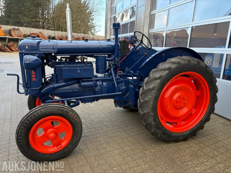 Ford Fordson-Stegamajor E27N - 장궤형 트랙터 : 사진 3 Ford Fordson-Stegamajor E27N - 장궤형 트랙터 : 사진 3