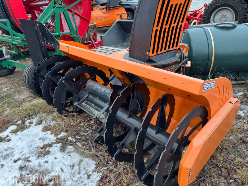 Hydromann 3330F 2-trinns snøfreser for frontmontering - 농업용 기계 : 사진 2 Hydromann 3330F 2-trinns snøfreser for frontmontering - 농업용 기계 : 사진 2