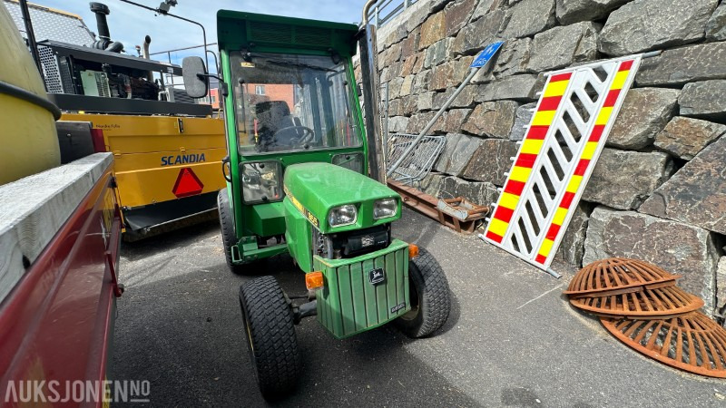 John Deere 955 Kompakt traktor Rep.objekt - 장궤형 트랙터 : 사진 3 John Deere 955 Kompakt traktor Rep.objekt - 장궤형 트랙터 : 사진 3