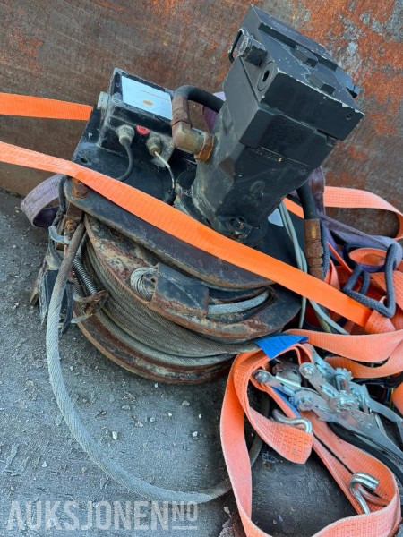 Kranbil Vinsj - ingen minstepris - 크레인 : 사진 1 Kranbil Vinsj - ingen minstepris - 크레인 : 사진 1