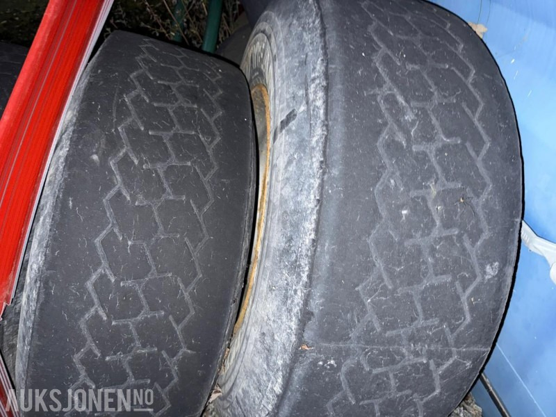 Lastebilhjul 385/65X22,5 Passer 22,5X11,75 - 트럭 : 사진 4 Lastebilhjul 385/65X22,5 Passer 22,5X11,75 - 트럭 : 사진 4
