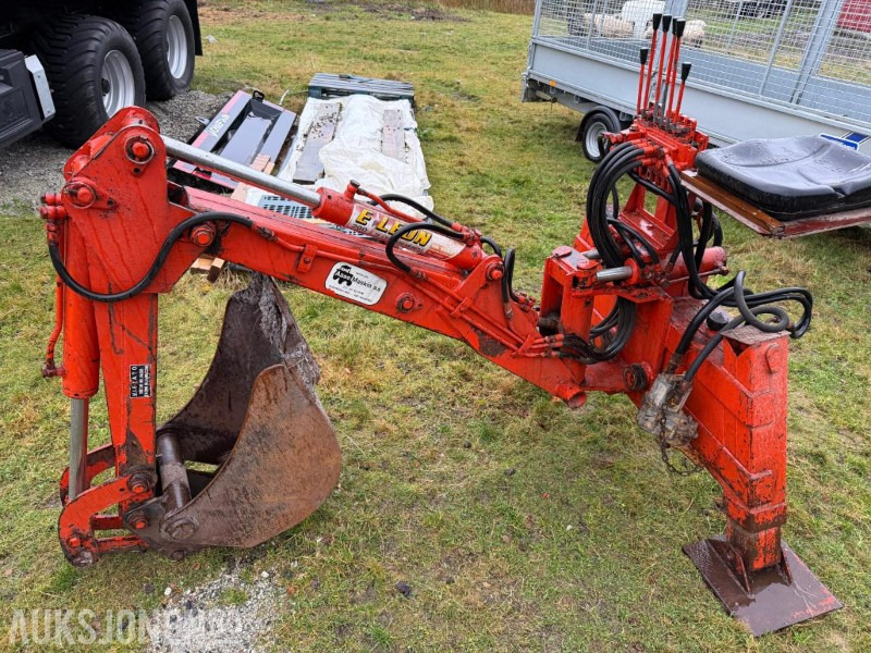 Leon E200 graveaggregat til traktor - 농업용 기계 : 사진 1 Leon E200 graveaggregat til traktor - 농업용 기계 : 사진 1