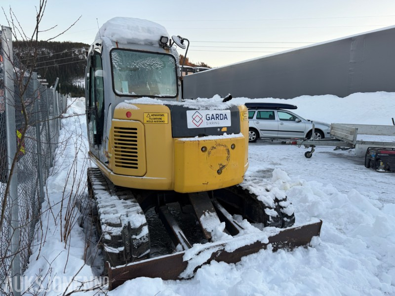 New Holland Kobelco E70SR-1ES – 2007-modell – 7,6 tonns korthekk beltegraver - Rotortilt - 2 skuffer - 굴착기 : 사진 4 New Holland Kobelco E70SR-1ES – 2007-modell – 7,6 tonns korthekk beltegraver - Rotortilt - 2 skuffer - 굴착기 : 사진 4