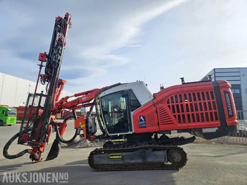 Sandvik DX800I - 드릴링 리그 : 사진 1 Sandvik DX800I - 드릴링 리그 : 사진 1