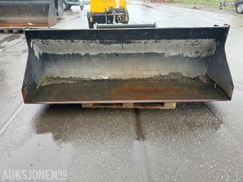 Skuffe til Manitou MRT 1840 - 240 cm - 부착물 건설기계 용 : 사진 1 Skuffe til Manitou MRT 1840 - 240 cm - 부착물 건설기계 용 : 사진 1