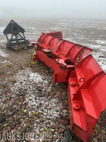 Tokvam 490 U-Plog rep. objekt - 농업용 기계 : 사진 1 Tokvam 490 U-Plog rep. objekt - 농업용 기계 : 사진 1