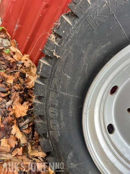 Ubrukt dekk med felg 400R 22,5 - 22,5x11,75 - 농업용 기계 : 사진 4 Ubrukt dekk med felg 400R 22,5 - 22,5x11,75 - 농업용 기계 : 사진 4