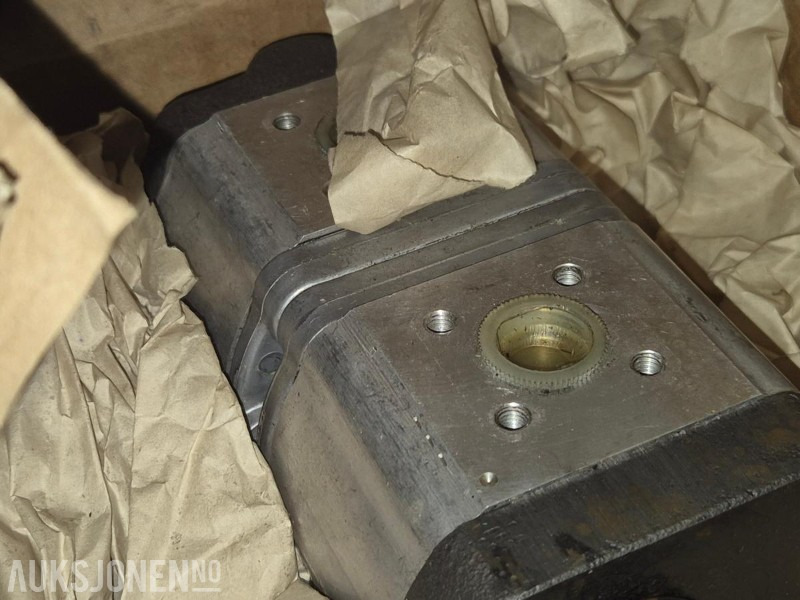 Zetor deler / delelager - 장궤형 트랙터 : 사진 2 Zetor deler / delelager - 장궤형 트랙터 : 사진 2