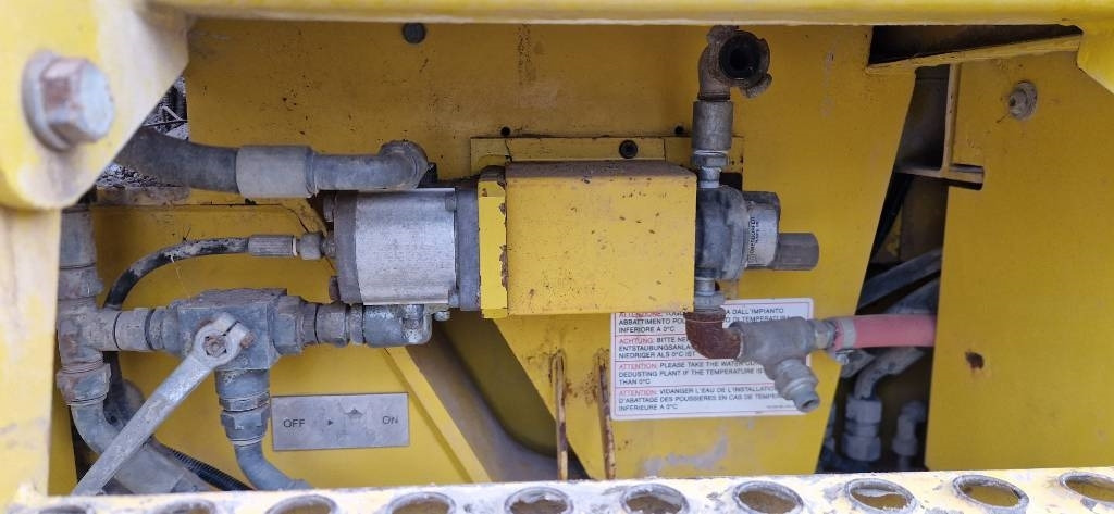 모바일 크러셔 Keestrack B4 : 사진 23 모바일 크러셔 Keestrack B4 : 사진 23