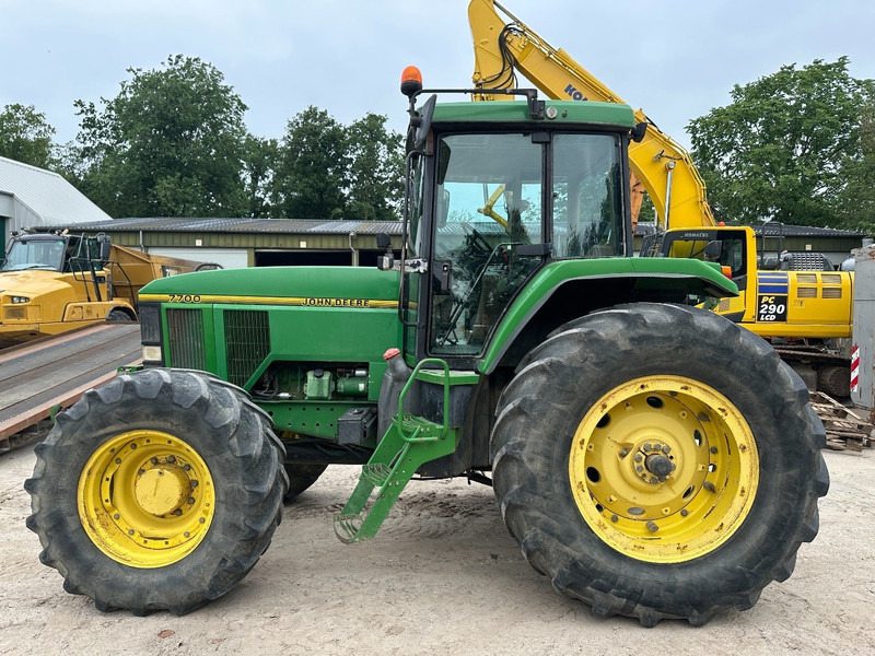 John Deere 7700 PowerQuad - Front linkage - 장궤형 트랙터 : 사진 3 John Deere 7700 PowerQuad - Front linkage - 장궤형 트랙터 : 사진 3