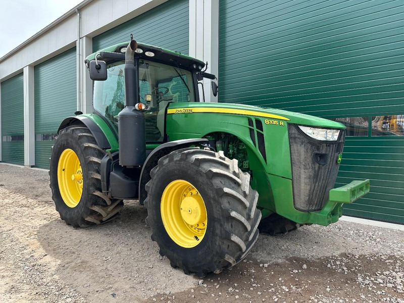 John Deere 8335R AutoPower - 장궤형 트랙터 : 사진 2 John Deere 8335R AutoPower - 장궤형 트랙터 : 사진 2