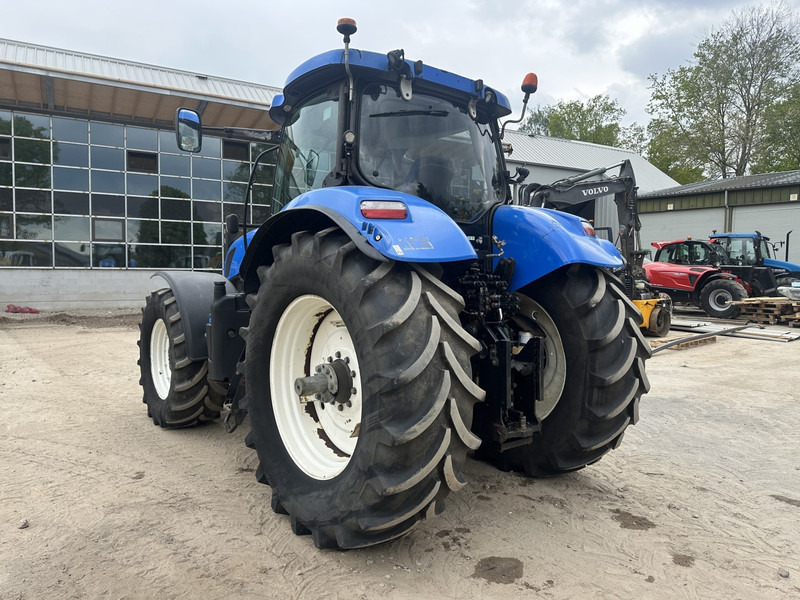 New Holland T7.235 - 장궤형 트랙터 : 사진 5 New Holland T7.235 - 장궤형 트랙터 : 사진 5
