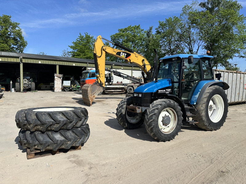 New Holland TS 90 - 장궤형 트랙터 : 사진 1 New Holland TS 90 - 장궤형 트랙터 : 사진 1