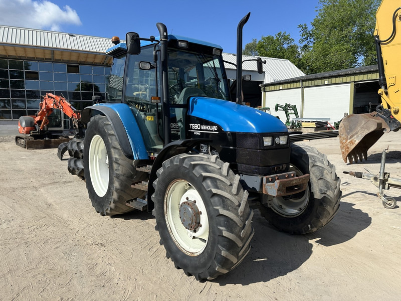 New Holland TS 90 - 장궤형 트랙터 : 사진 3 New Holland TS 90 - 장궤형 트랙터 : 사진 3