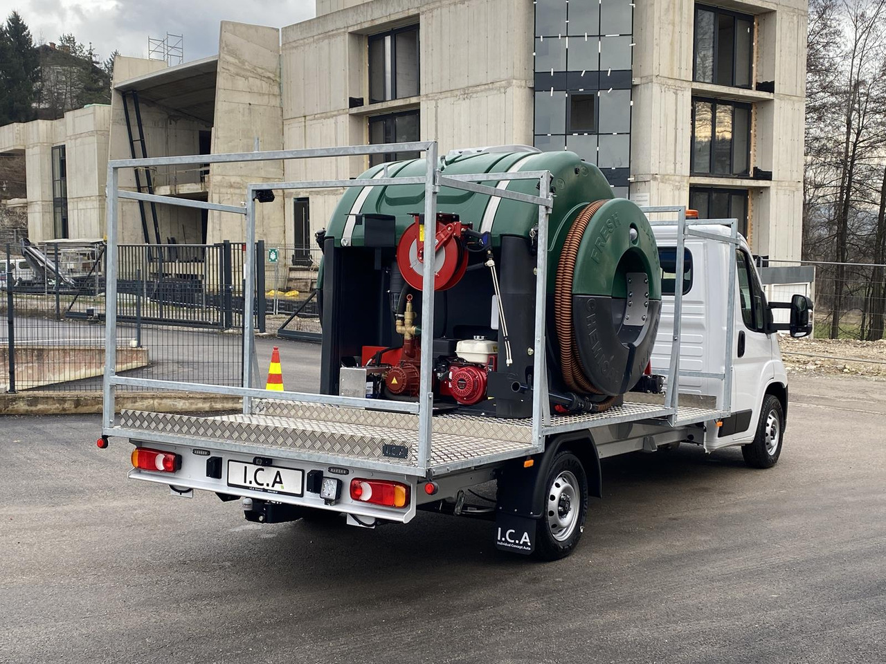 CITROEN JUMPER 1+2 180KM | WC AUFBAU + WC PUMPE - 플랫베드 밴 : 사진 3 CITROEN JUMPER 1+2 180KM | WC AUFBAU + WC PUMPE - 플랫베드 밴 : 사진 3