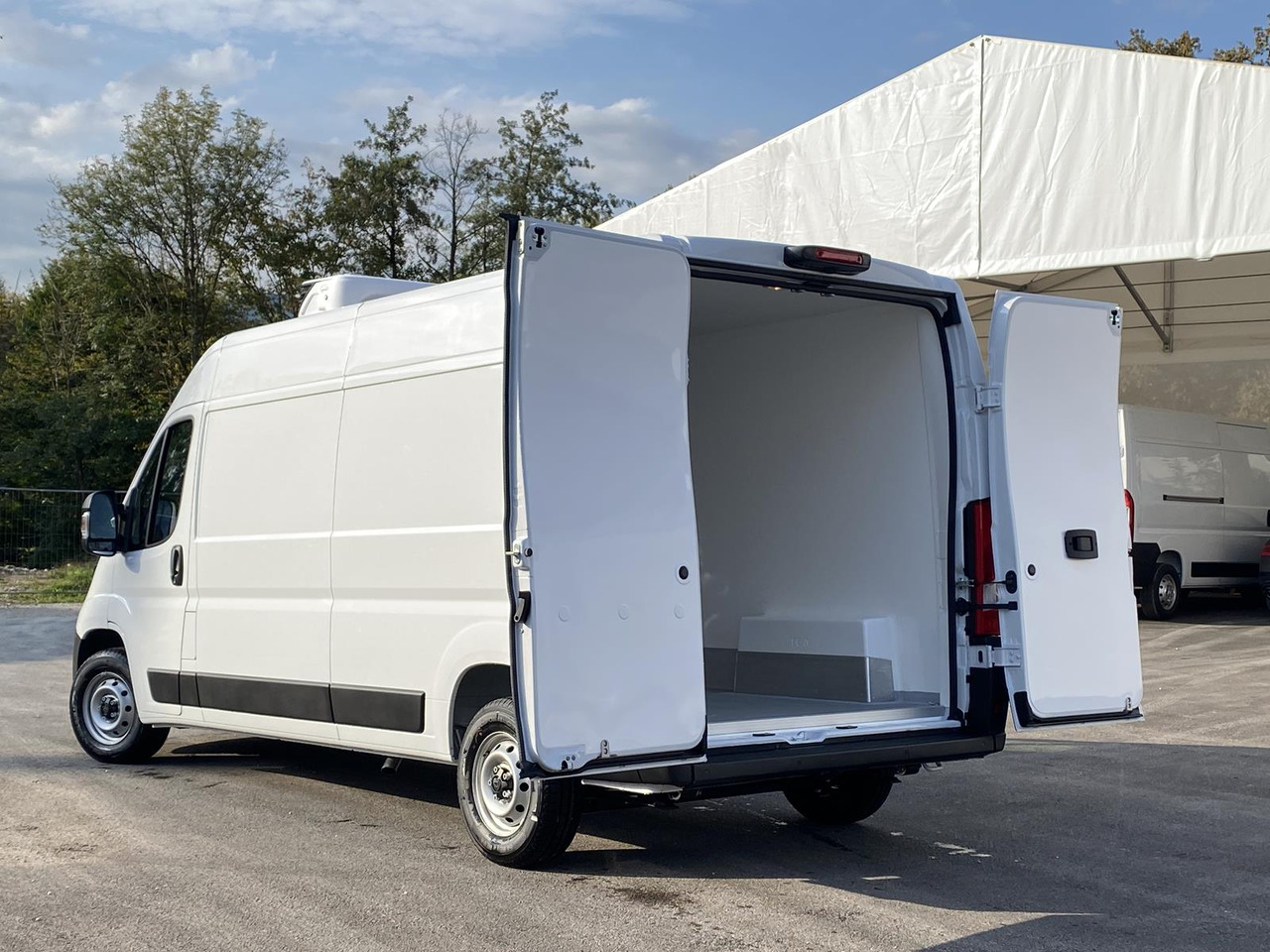 PEUGEOT BOXER L3H2 180PS CONFORT 335 / FRISCHDIENST BIS 0 + XARIOS 300 12-230V - 냉동 밴 : 사진 5 PEUGEOT BOXER L3H2 180PS CONFORT 335 / FRISCHDIENST BIS 0 + XARIOS 300 12-230V - 냉동 밴 : 사진 5