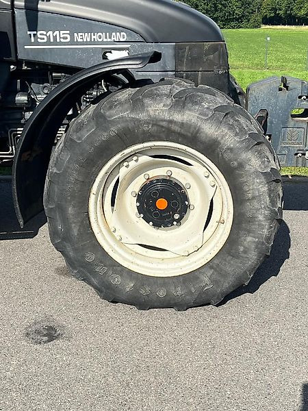 리스  New Holland TS 115 New Holland TS 115 : 사진 9