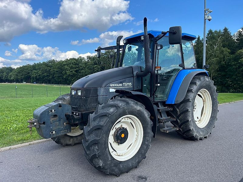 New Holland TS 115 - 장궤형 트랙터 : 사진 1 New Holland TS 115 - 장궤형 트랙터 : 사진 1