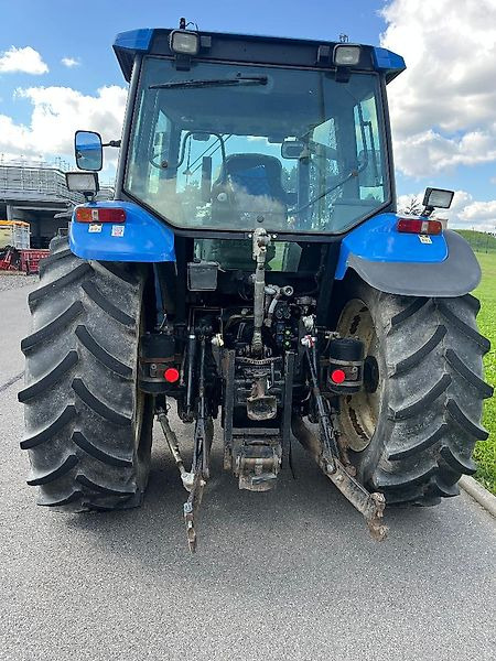 New Holland TS 115 - 장궤형 트랙터 : 사진 3 New Holland TS 115 - 장궤형 트랙터 : 사진 3