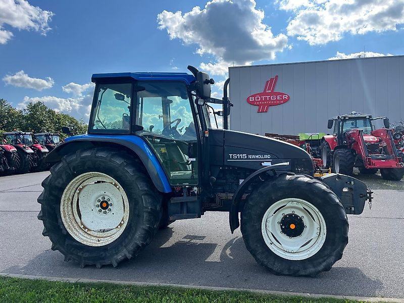 New Holland TS 115 - 장궤형 트랙터 : 사진 4 New Holland TS 115 - 장궤형 트랙터 : 사진 4