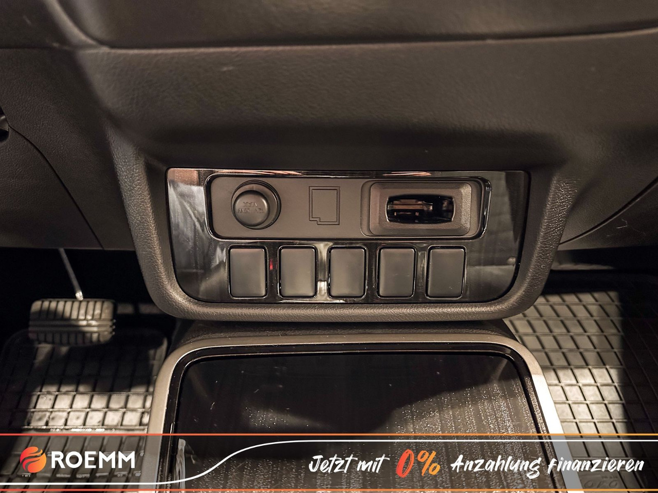 SUV Mitsubishi Outlander PHEV Basis 4WD*GARANTIE*Touchscreen* : 사진 24 SUV Mitsubishi Outlander PHEV Basis 4WD*GARANTIE*Touchscreen* : 사진 24