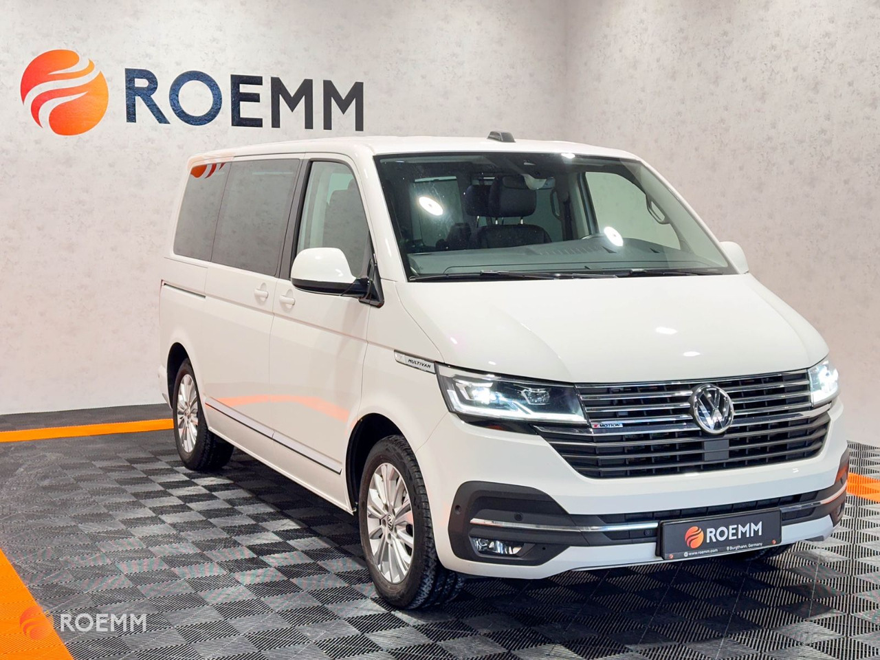 Volkswagen T6.1 Multivan Highline 4MOTION*GARANTIE*AHK*SHZ* - 승합차 : 사진 4 Volkswagen T6.1 Multivan Highline 4MOTION*GARANTIE*AHK*SHZ* - 승합차 : 사진 4