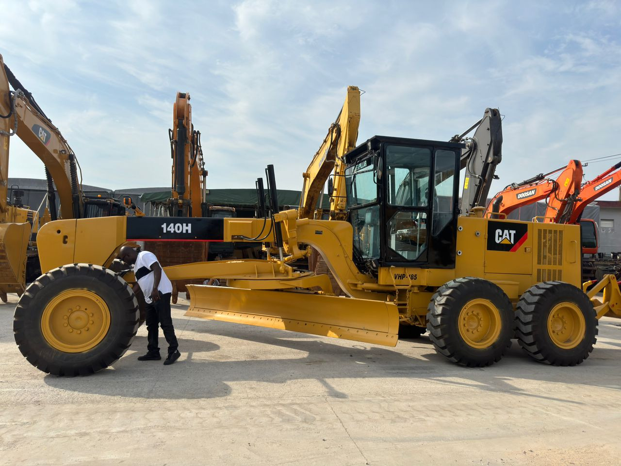 Caterpillar CAT 140H 140K Grader Secondhand High Quality Used Motor Grader for Sale - 그레이더 : 사진 2 Caterpillar CAT 140H 140K Grader Secondhand High Quality Used Motor Grader for Sale - 그레이더 : 사진 2