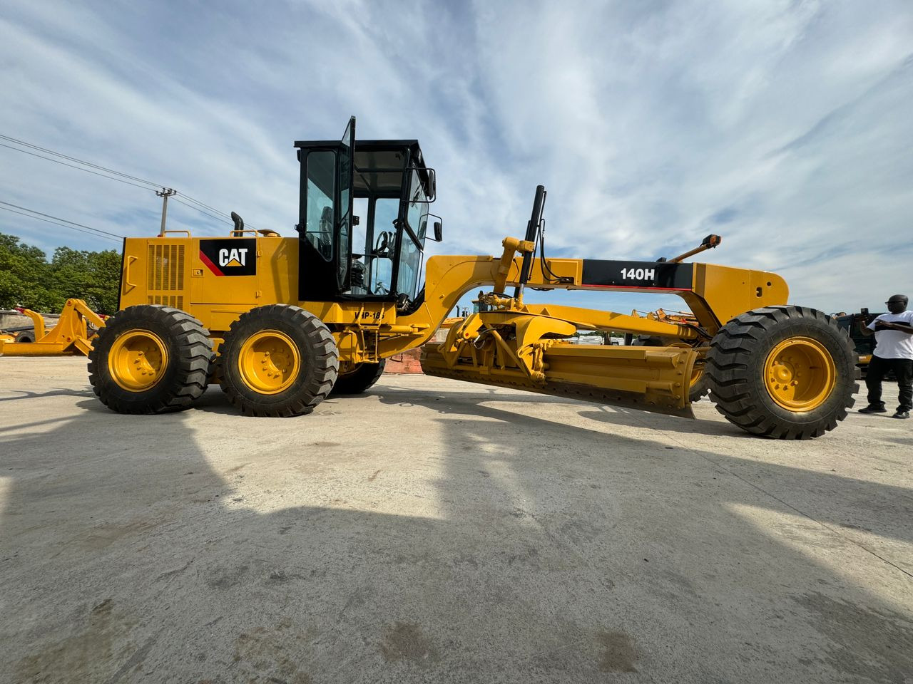 Caterpillar CAT 140H 140K Used Grader Secondhand Motor Grader with Excellent Quality for Sale - 그레이더 : 사진 1 Caterpillar CAT 140H 140K Used Grader Secondhand Motor Grader with Excellent Quality for Sale - 그레이더 : 사진 1
