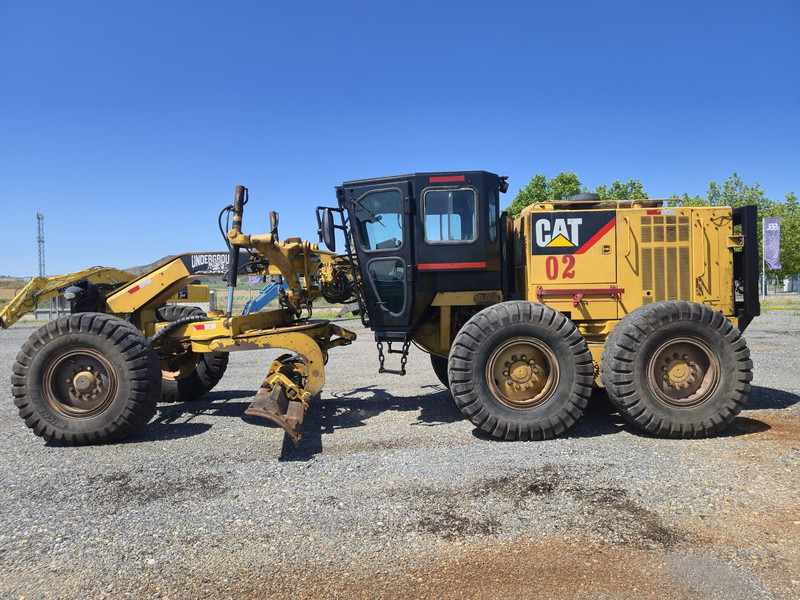 Caterpillar 120K2 UG20K - 그레이더 : 사진 2 Caterpillar 120K2 UG20K - 그레이더 : 사진 2