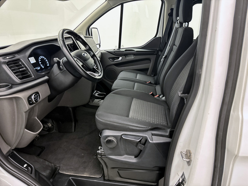 Ford Transit Custom 340 2.0 TDCI L2H1 170pk Dubbele Cabine Lichtmetaal Trekhaak 3400kg Achteruitrijcamera Cruise Control DC - 소형 밴, 콤비 밴 : 사진 4 Ford Transit Custom 340 2.0 TDCI L2H1 170pk Dubbele Cabine Lichtmetaal Trekhaak 3400kg Achteruitrijcamera Cruise Control DC - 소형 밴, 콤비 밴 : 사진 4