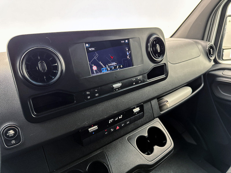 Mercedes-Benz Sprinter 314 2.2 CDI L2H2 Automaat Laadlift Omvormer 220v Luchtgeveerde stoel Navigatie MBUX Camera - 패널 밴 : 사진 5 Mercedes-Benz Sprinter 314 2.2 CDI L2H2 Automaat Laadlift Omvormer 220v Luchtgeveerde stoel Navigatie MBUX Camera - 패널 밴 : 사진 5