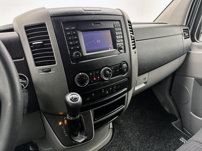 Mercedes-Benz Sprinter 316 2.2 CDI L2H2 Automaat 3500kg trekhaak Navigatie Cruise control Camera - 패널 밴 : 사진 5 Mercedes-Benz Sprinter 316 2.2 CDI L2H2 Automaat 3500kg trekhaak Navigatie Cruise control Camera - 패널 밴 : 사진 5