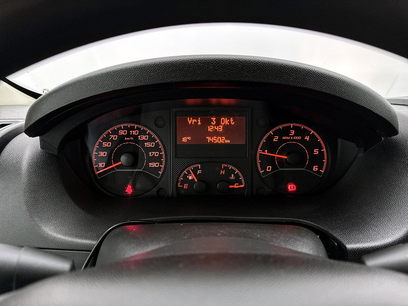 Opel Movano 2.2D 140 L4H3 Edition Trekhaak 3t Imperiaal Cruise Control Airco - 패널 밴 : 사진 5 Opel Movano 2.2D 140 L4H3 Edition Trekhaak 3t Imperiaal Cruise Control Airco - 패널 밴 : 사진 5