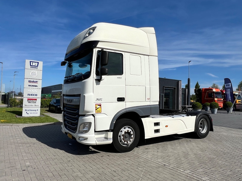 DAF XF 460 4x2 Trekker SSC / 2x Tank / full spoiler - 트랙터 유닛 : 사진 1 DAF XF 460 4x2 Trekker SSC / 2x Tank / full spoiler - 트랙터 유닛 : 사진 1