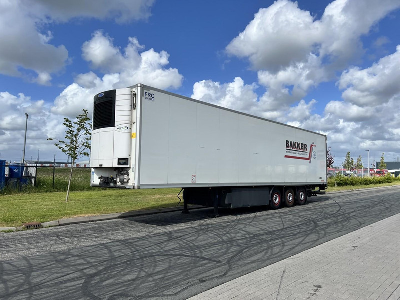 Kögel 3 - assige koeloplegger Carrier vector 1550 - 냉동 세미 트레일러 : 사진 1 Kögel 3 - assige koeloplegger Carrier vector 1550 - 냉동 세미 트레일러 : 사진 1