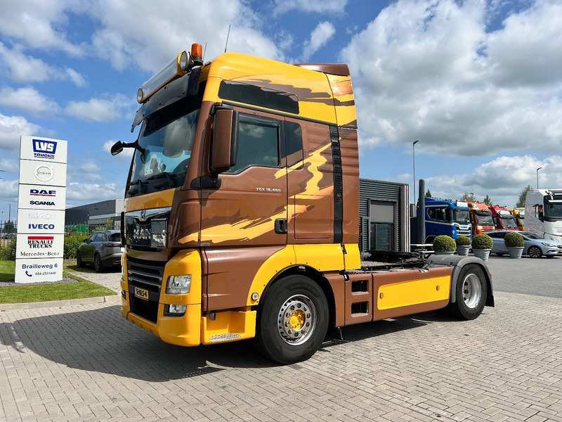 MAN TGX 18.460 4x2 trekker XXL / 2X Tank / ADR - 트랙터 유닛 : 사진 1 MAN TGX 18.460 4x2 trekker XXL / 2X Tank / ADR - 트랙터 유닛 : 사진 1