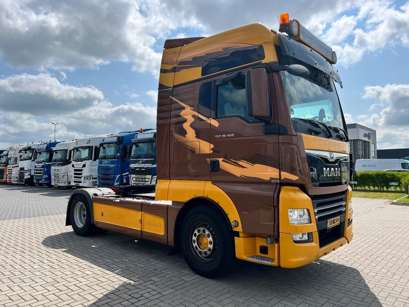 MAN TGX 18.460 4x2 trekker XXL / 2X Tank / ADR - 트랙터 유닛 : 사진 3 MAN TGX 18.460 4x2 trekker XXL / 2X Tank / ADR - 트랙터 유닛 : 사진 3